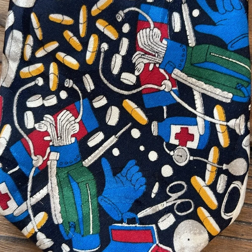 Vintage cartoonist Andy Donato “cough please” Medical Themed Tie